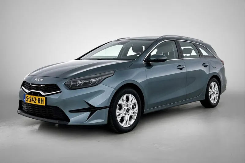 Kia Ceed_Sportswagon (2023)