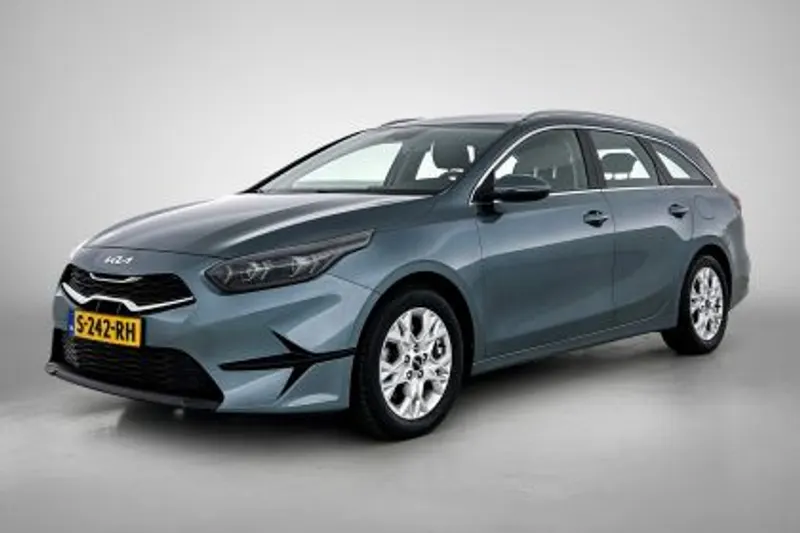 Kia Ceed_Sportswagon (2023)