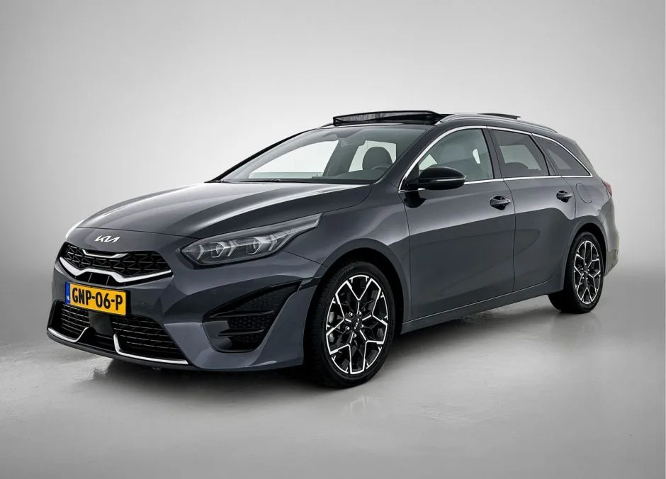 Kia Ceed_Sportswagon (2024) — foto 1