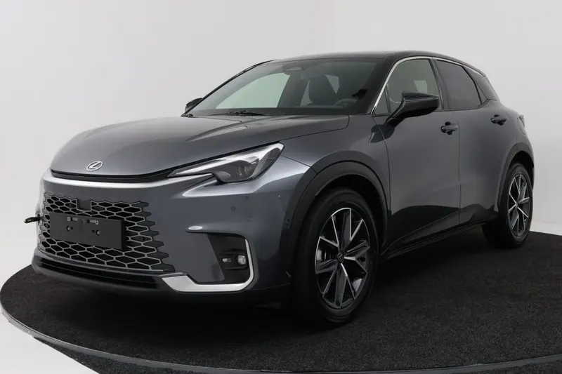 Lexus LBX (2026)