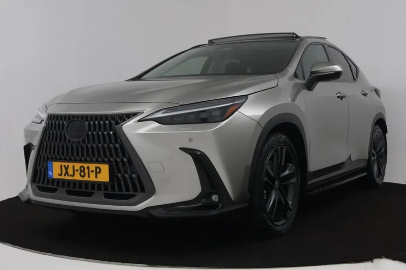 Lexus NX (2026)