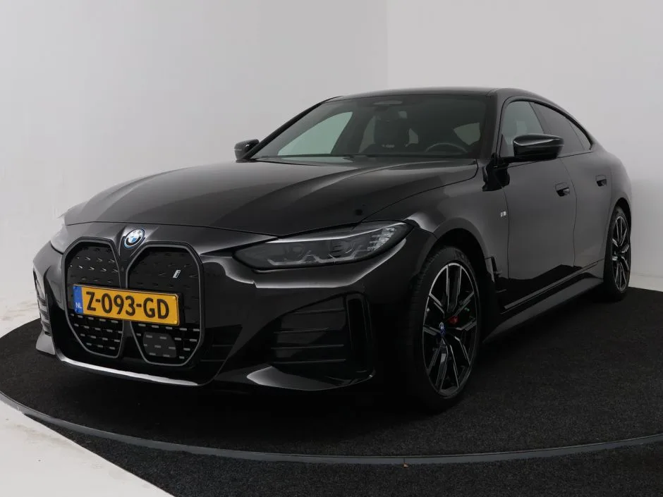 BMW i4 (2024) — foto 1