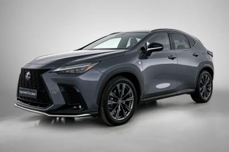 Lexus NX (2022)