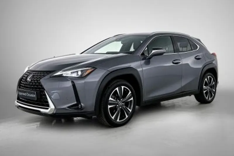 Lexus UX (2021)