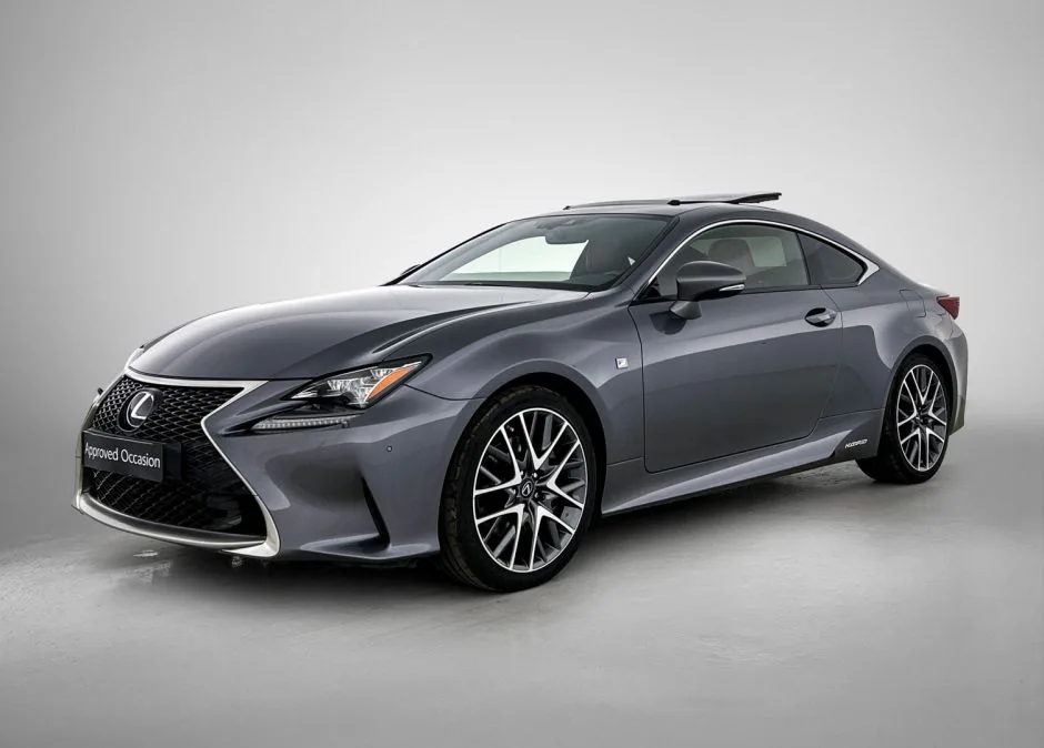 Lexus RC (2016) — foto 1