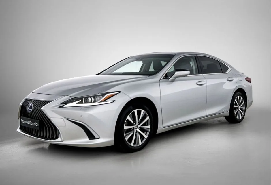 Lexus ES (2021) — foto 1