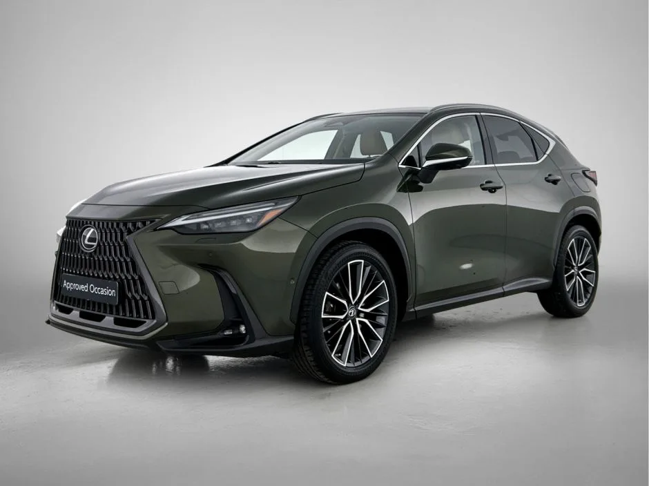 Lexus NX (2022) — foto 1