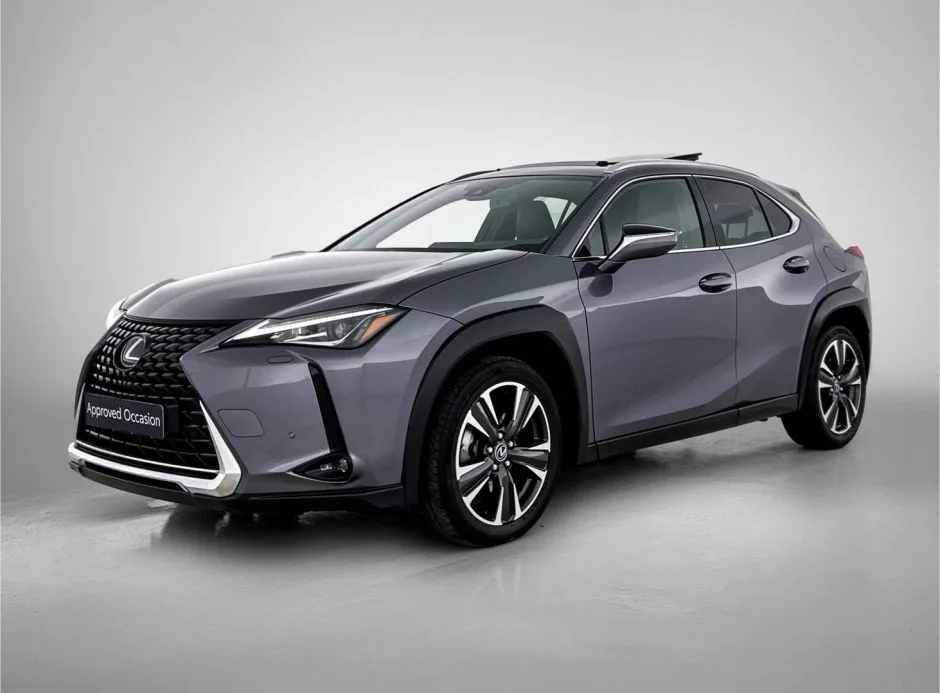 Lexus UX (2020) — foto 1