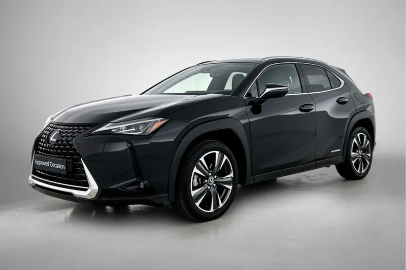 Lexus UX (2022)