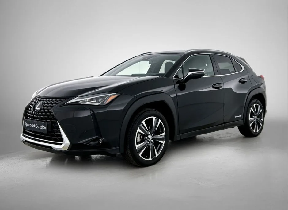 Lexus UX (2022) — foto 1