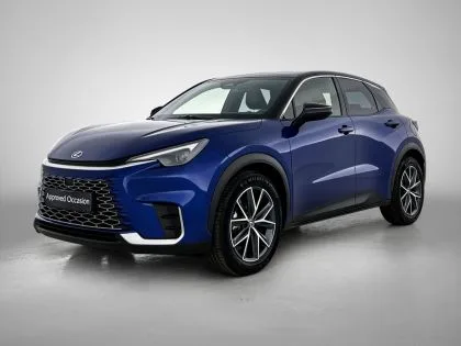 Lexus LBX (2024) — foto 1