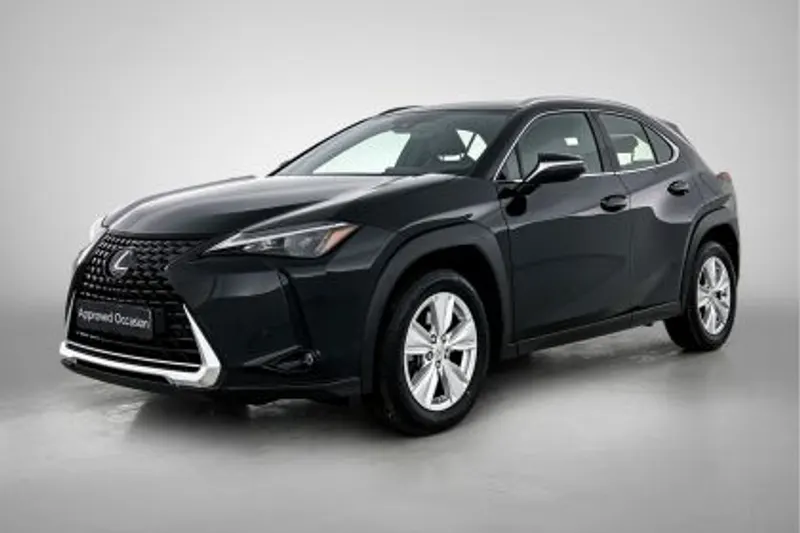 Lexus UX (2024)