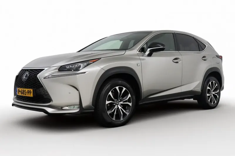 Lexus NX (2016)