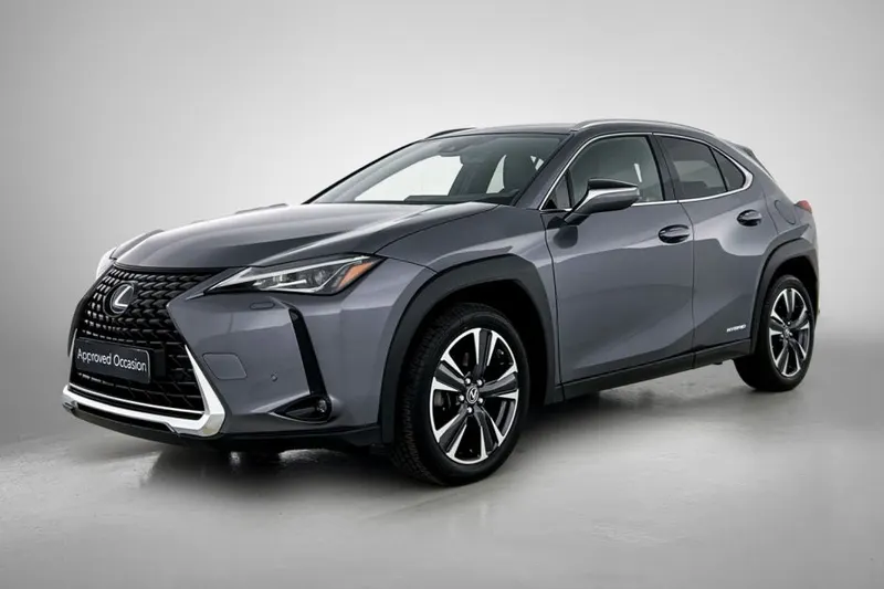 Lexus UX (2022)