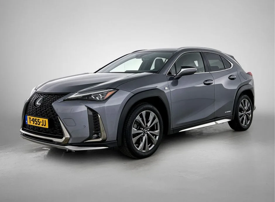 Lexus UX (2020) — foto 1