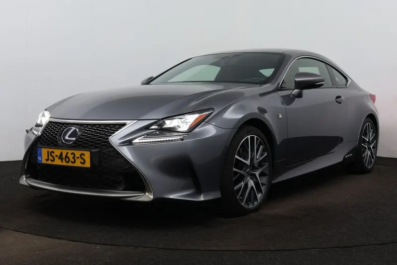 Lexus RC (2016)