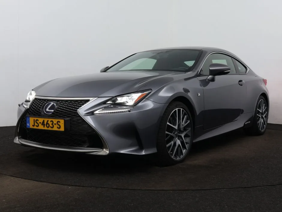 Lexus RC (2016) — foto 1