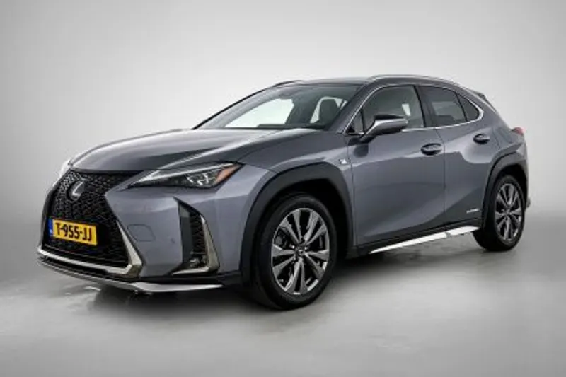 Lexus UX (2020)