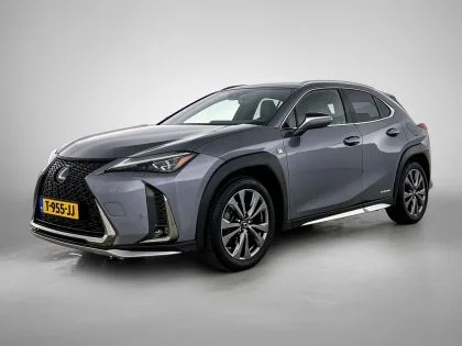 Lexus UX (2020) — foto 1