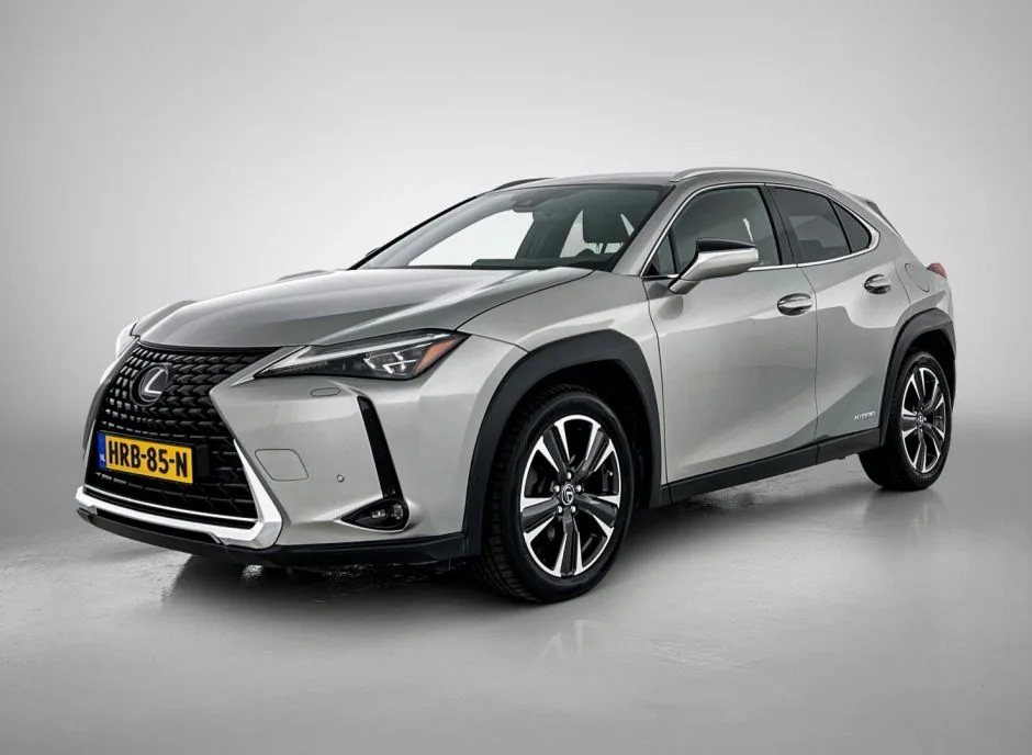 Lexus UX (2019) — foto 1