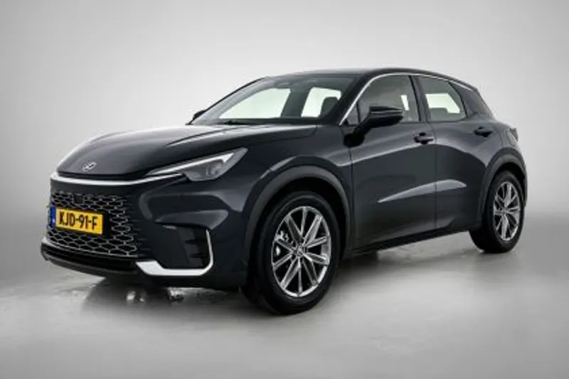 Lexus LBX (2026)