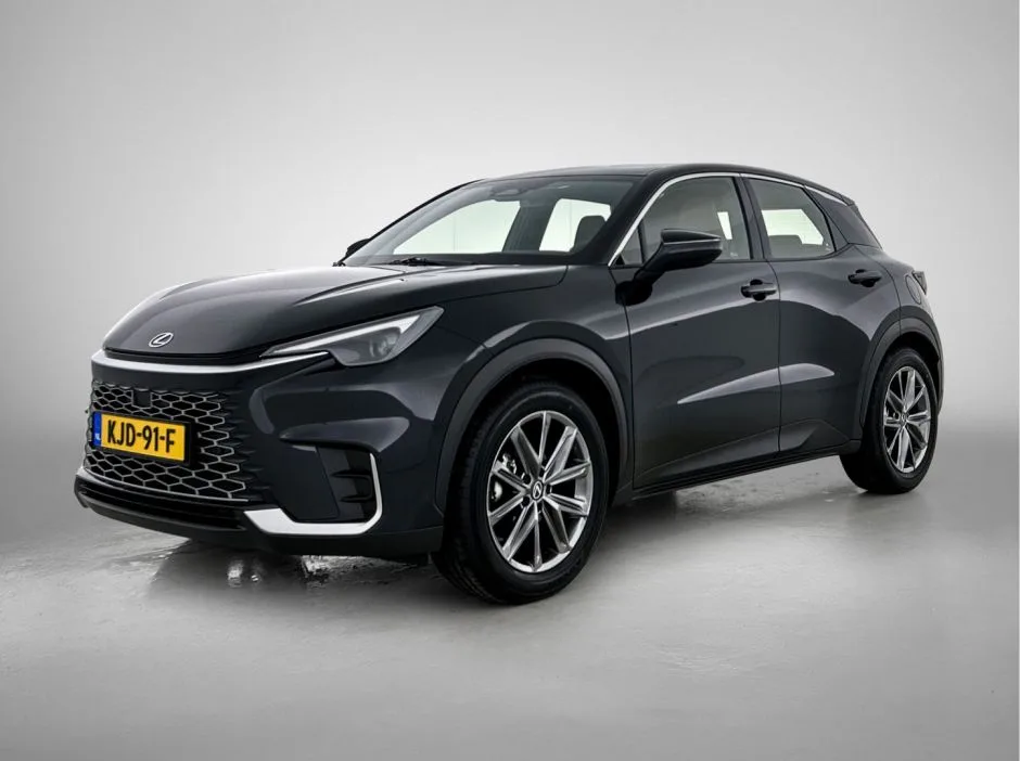 Lexus LBX (2026) — foto 1