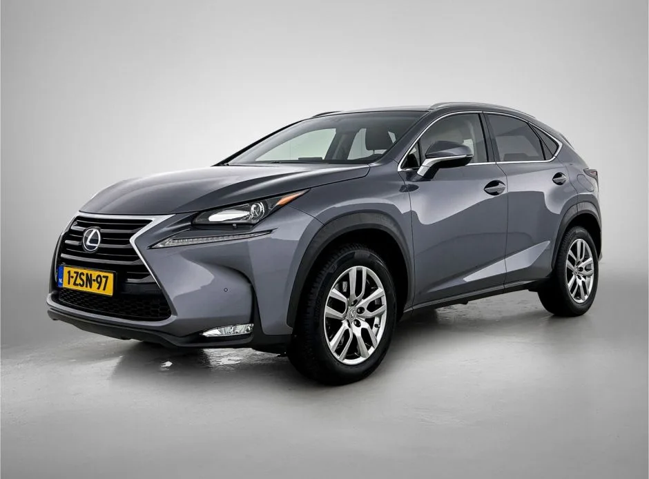 Lexus NX (2015) — foto 1