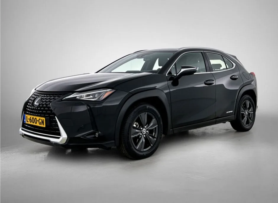 Lexus UX (2020) — foto 1
