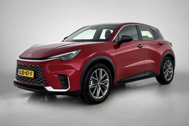Lexus LBX (2026)