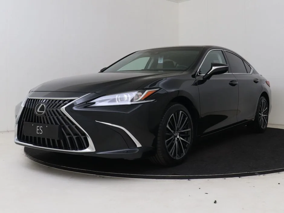 Lexus ES (2026) — foto 1
