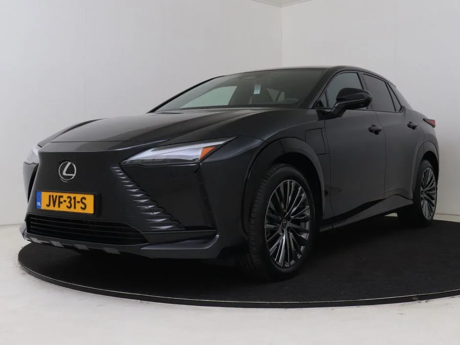Lexus RZ (2026) — foto 1