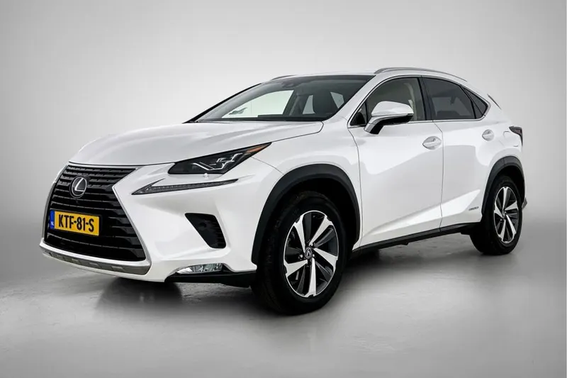 Lexus NX (2018)