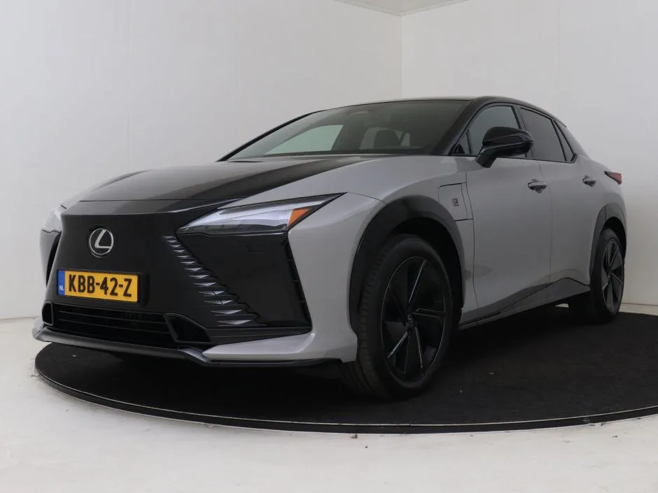 Lexus RZ (2026) — foto 1