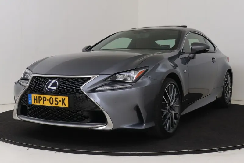 Lexus RC (2017)