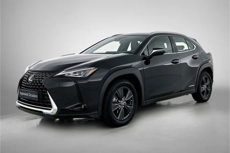 Lexus UX (2021)