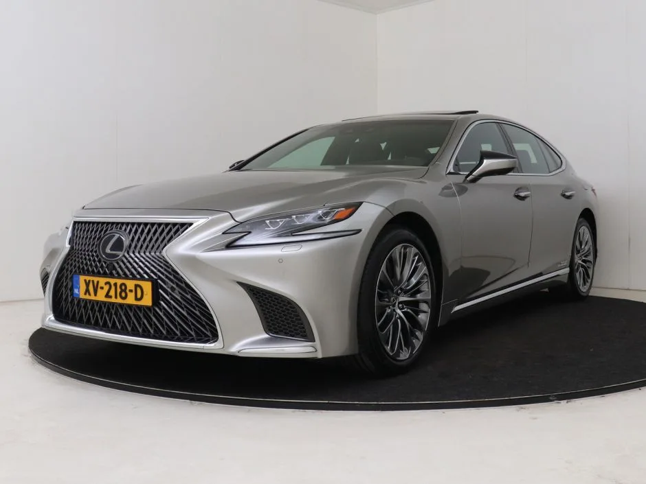 Lexus LS (2019) — foto 1