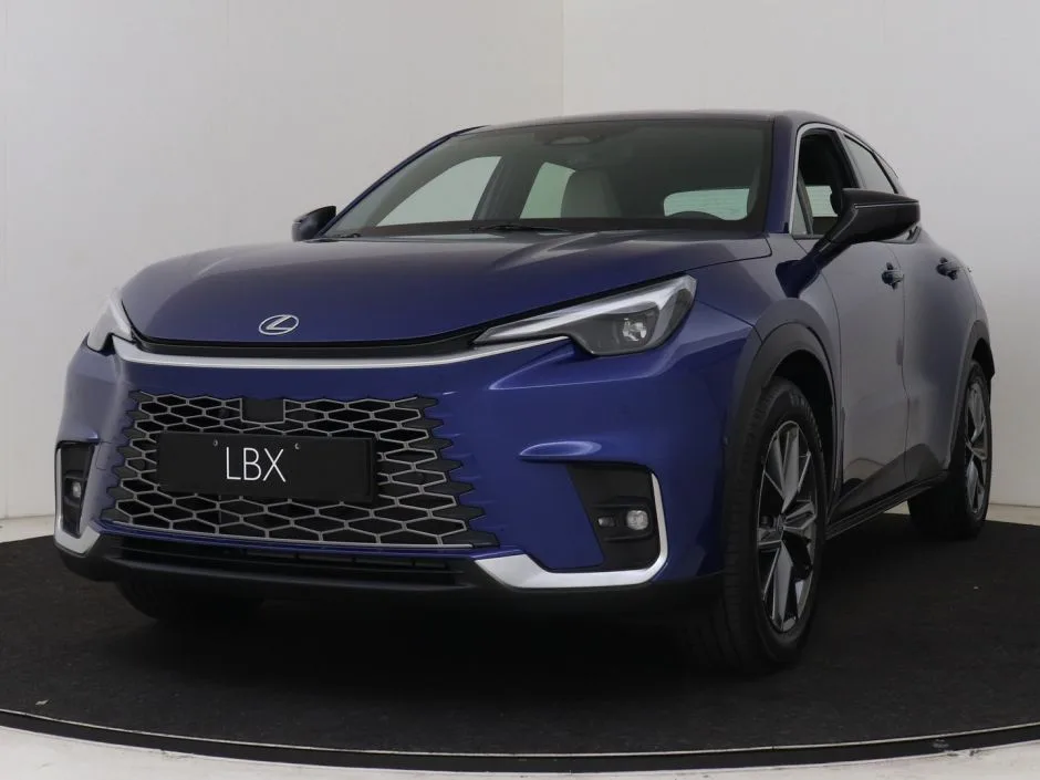 Lexus LBX (2026) — foto 1