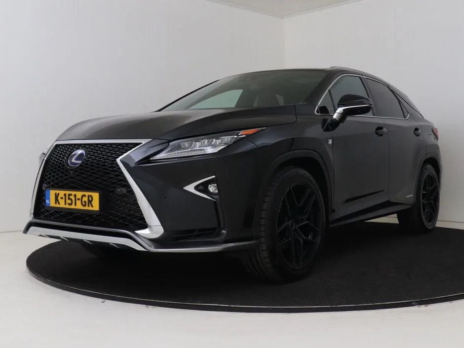 Lexus RX (2019) — foto 1