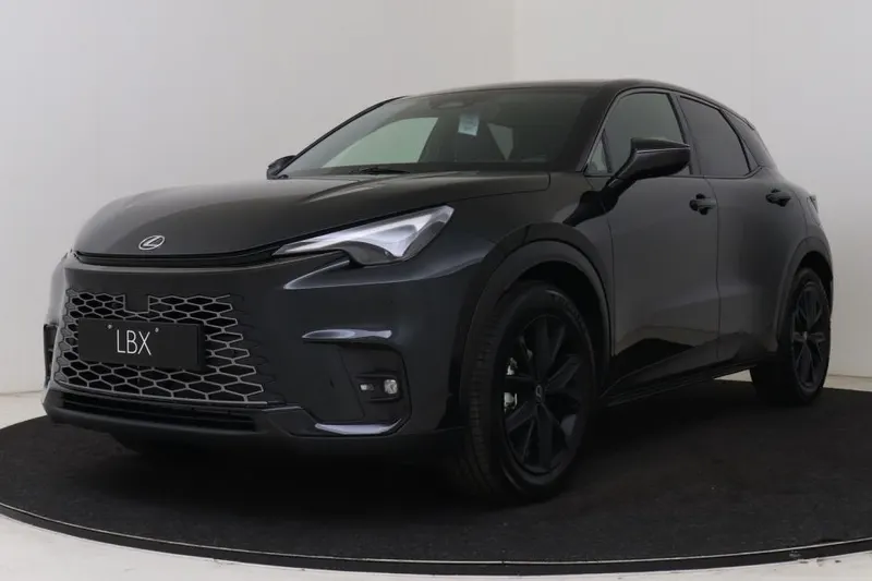 Lexus LBX (2026)