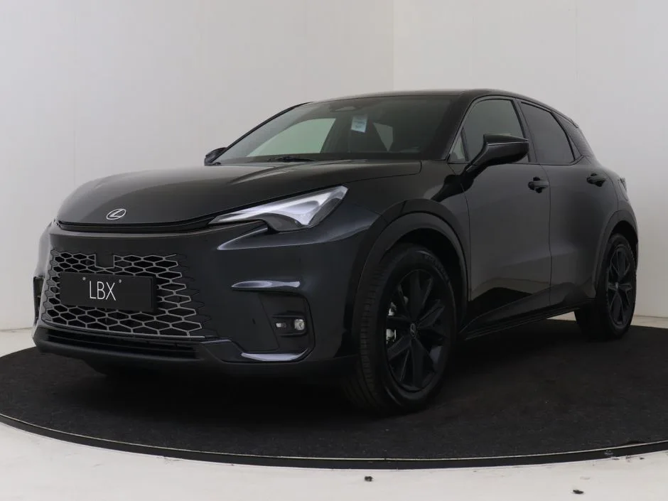 Lexus LBX (2026) — foto 1