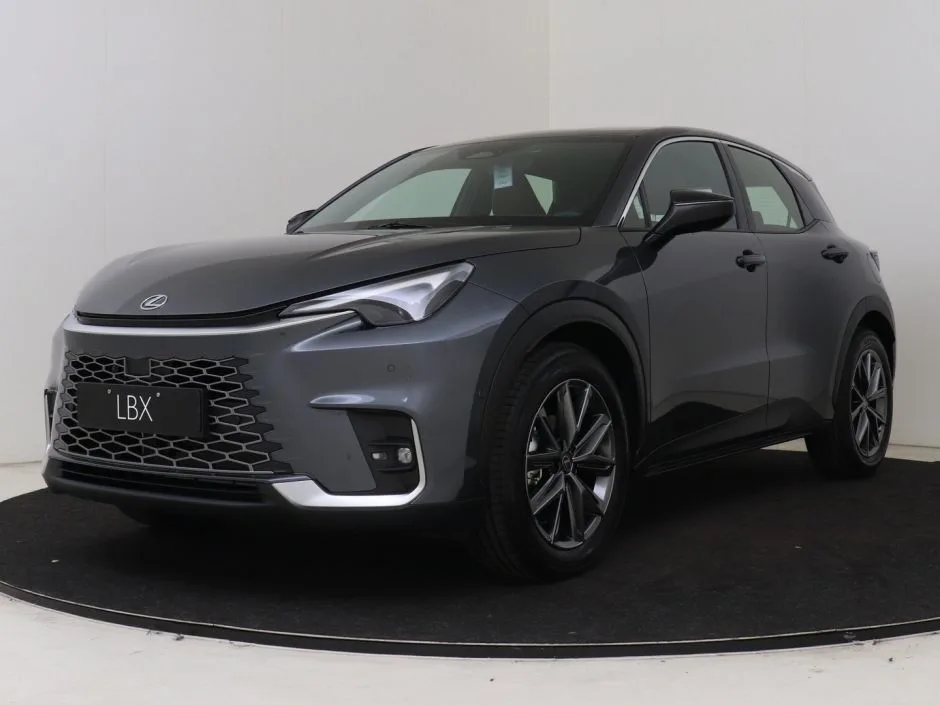 Lexus LBX (2026) — foto 1