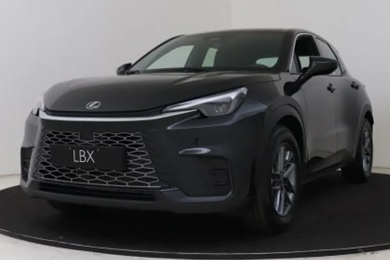 Lexus LBX (2026)