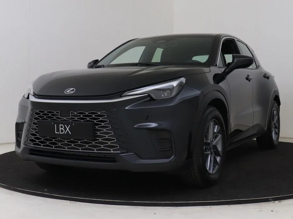 Lexus LBX (2026) — foto 1
