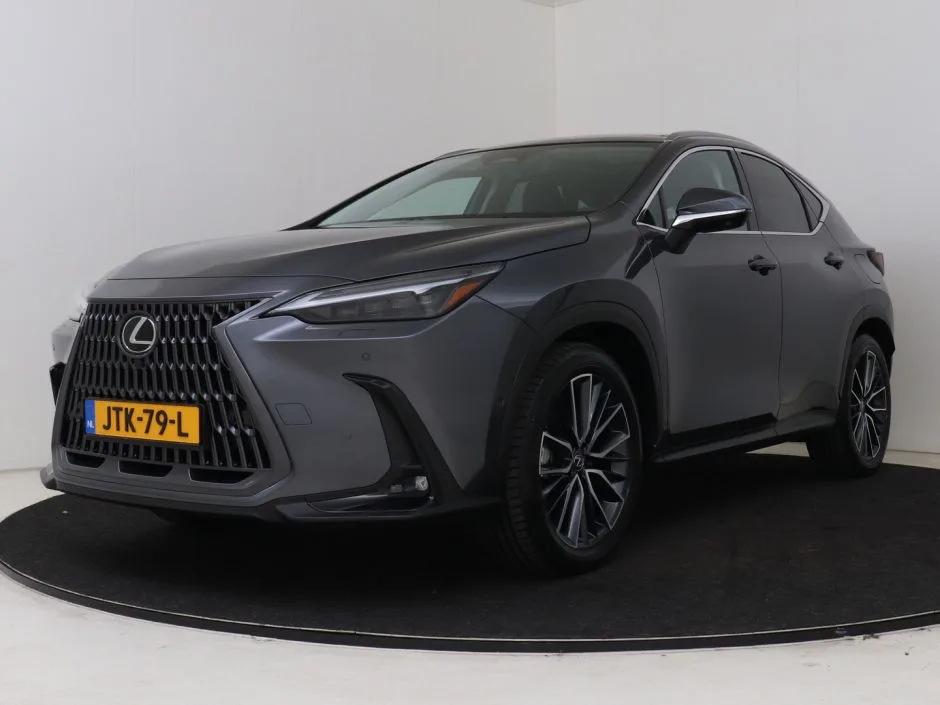 Lexus NX (2026) — foto 1