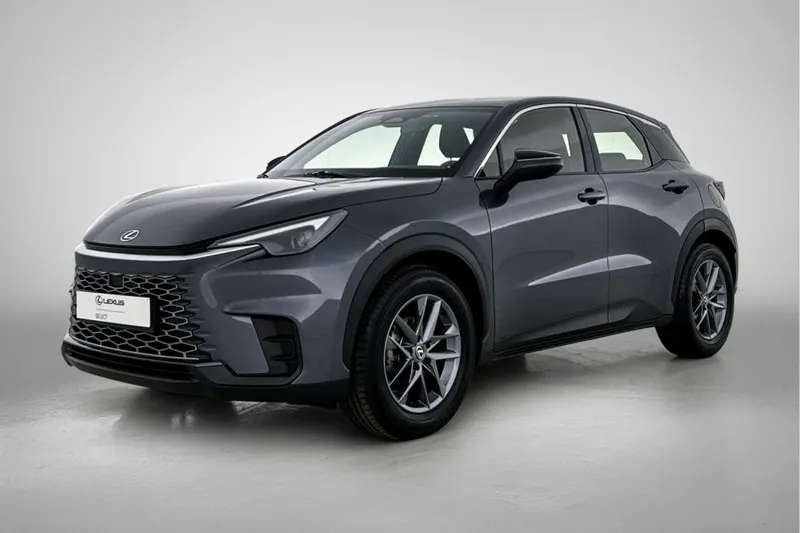 Lexus LBX (2024)