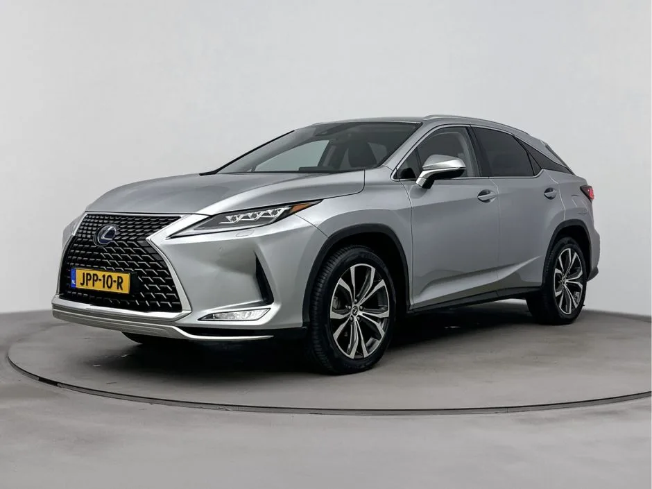 Lexus RX (2022) — foto 1