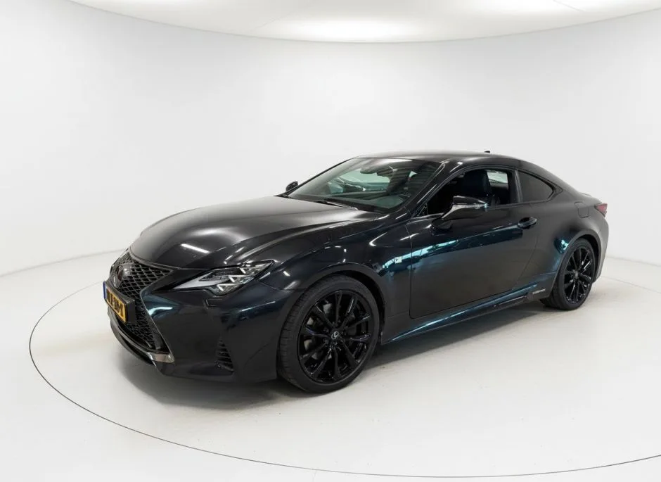 Lexus RC (2020) — foto 1