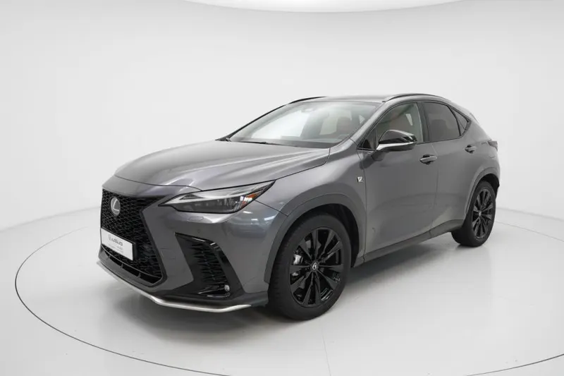 Lexus NX (2022)