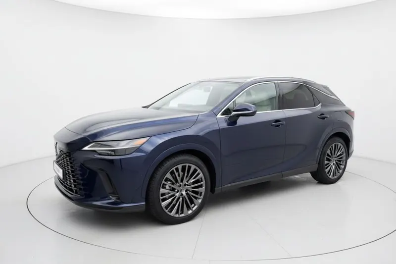 Lexus RX (2023)