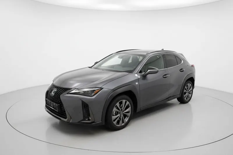 Lexus UX (2024)